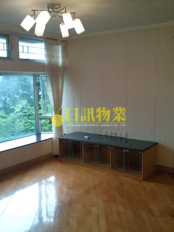 RIVIERA GDN BLK 07 HOI WAN MAN