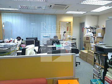 PROSPERITY PLACE (泓富广场) PROSPERITY PLACE (泓富广场)