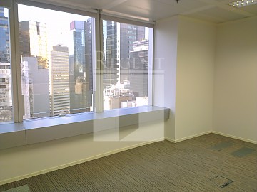 THE CENTER (中环中心) THE CENTER (中环中心)