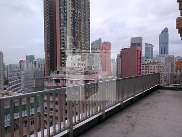 OXFORD COM BLDG (晉利商業大廈) OXFORD COM BLDG (晉利商業大廈)