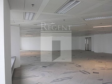 THE CENTER (中環中心) THE CENTER (中環中心)