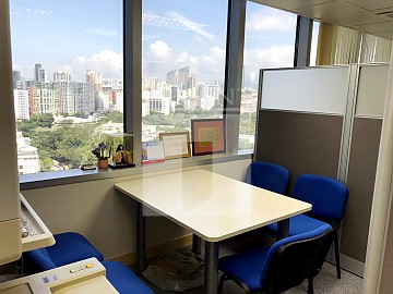 CONCORDIA PLAZA (康宏廣場) CONCORDIA PLAZA (康宏廣場)