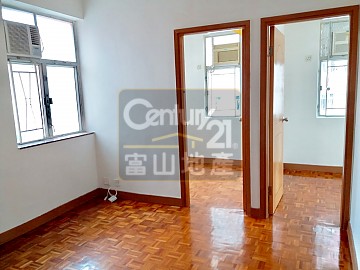 寶翠大廈 <黃大仙地鐵5分鐘步行到> 寶翠大廈 <黃大仙地鐵5分鐘步行到>