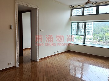 東堤灣畔●有匙引看● 東堤灣畔●有匙引看●