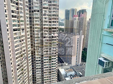 富佑大厦 抢手快睇连天台 富佑大厦 抢手快睇连天台
