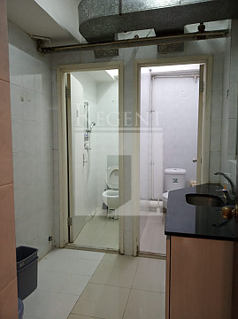 HONG KONG IND CTR BLK B (香港工業中心 B座) HONG KONG IND CTR BLK B (香港工業中心 B座)