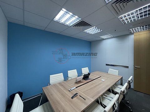 中央廣場 中央廣場