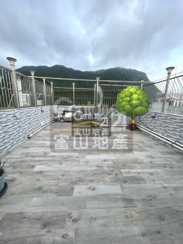 HILL TOP GDN BLK 01