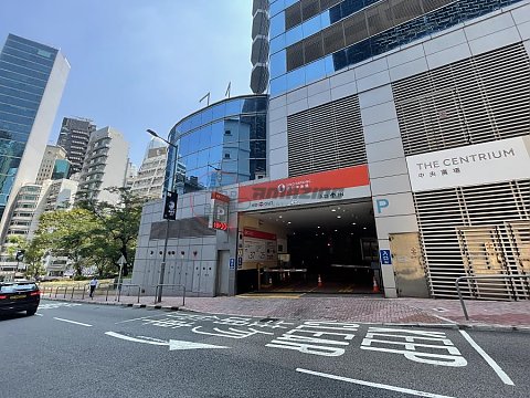 中央廣場 中央廣場