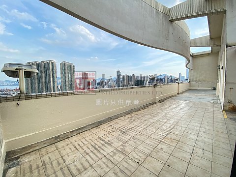 柏德豪廷 (双连单位, 内置楼梯上天台) 