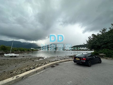 南圍 免塞車地段 包1車位 車泊屋前