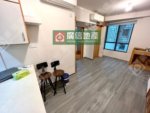 俊逸豪園