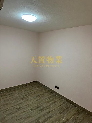 尖峰