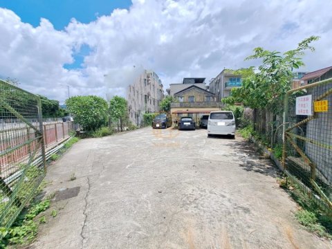 汀角路(大路邊巨園可泊多車>可寵)