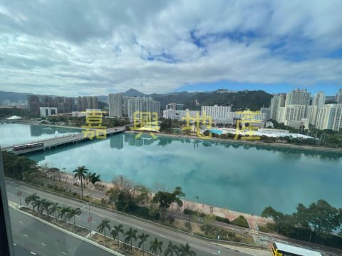 河畔花園 F座