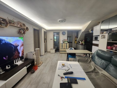 新屋家村