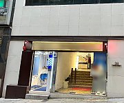 Abdoolally House, Hong Kong Office