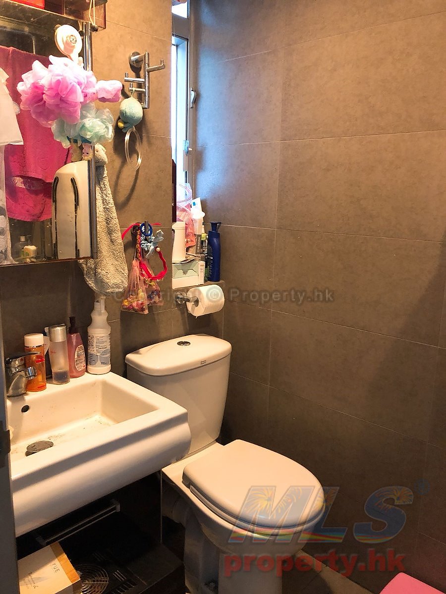 KAM YING COURT BLK G KAM YUET HSE (HOS) Ma On Shan H 005342 For Buy