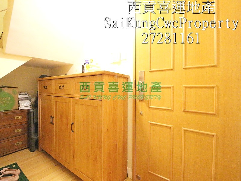 Duplex with Rooftop & 2 C/P Sai Kung 017761 For Buy