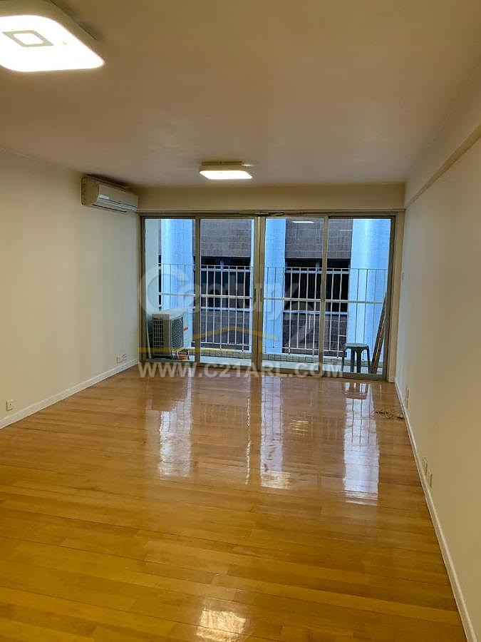 PHOENIX COURT BLK 02 Mid-Levels Central H M212550 For Buy