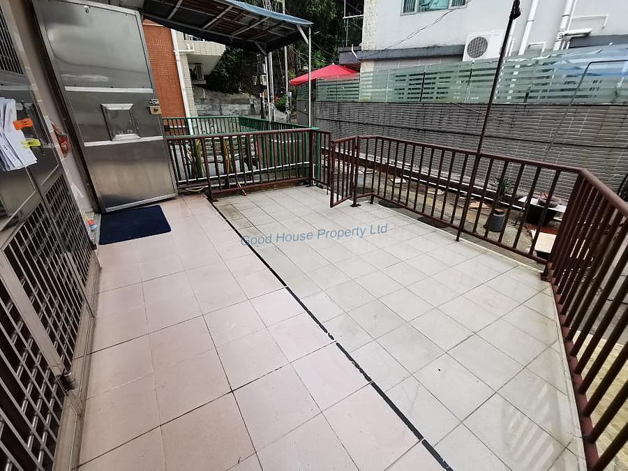 Close to TKO Village Tseung Kwan O S020990 For Buy
