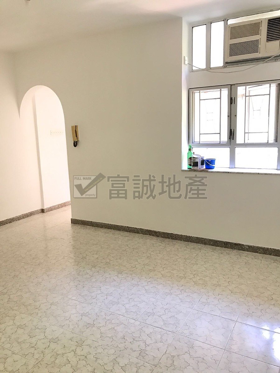 TSUI CHUK GDN Wong Tai Sin N012880 For Buy