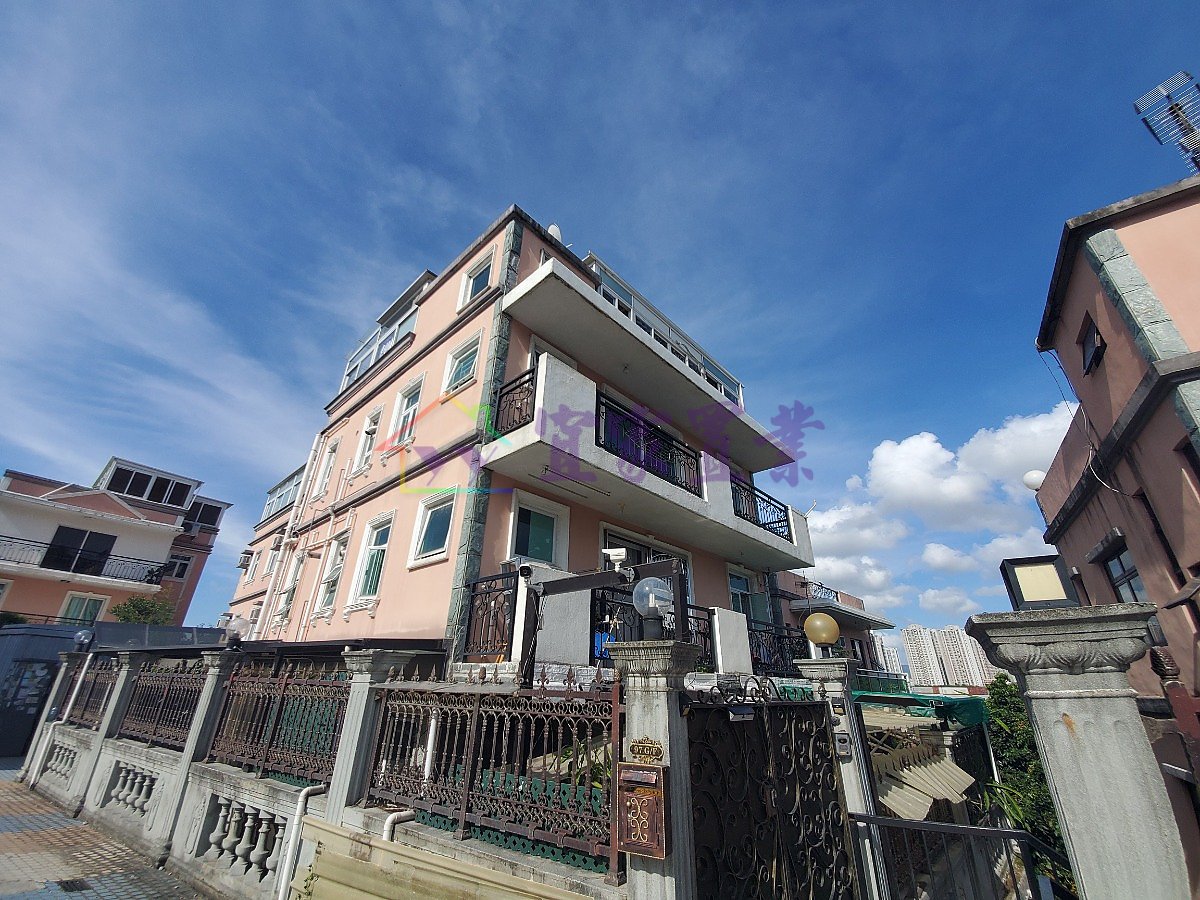FUNG KONG TSUEN  Tin Shui Wai H 002689 For Buy