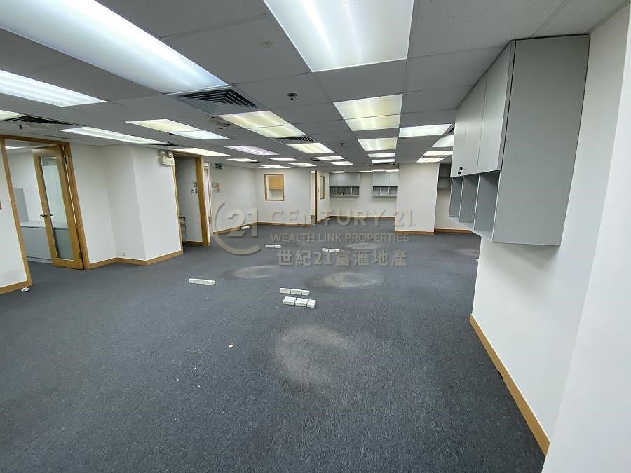 NEW MANDARIN PLAZA Tsim Sha Tsui 003583 For Buy