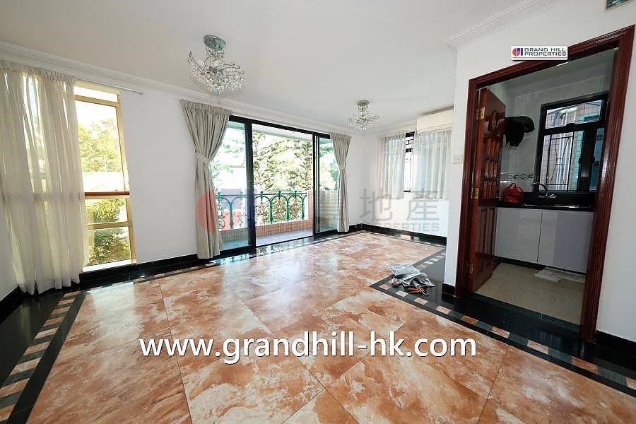 TSEUNG KWAN 2F & Roof Tseung Kwan O 018912 For Buy