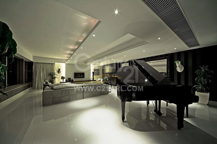 TAI TAM RD 8 Tai Tam M147145 For Buy