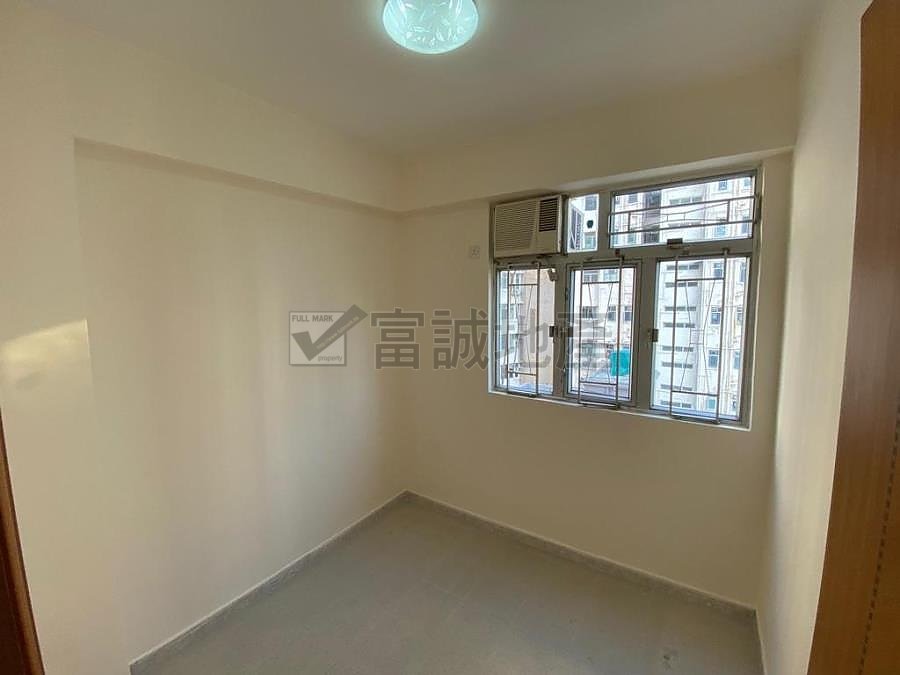 FUNG WONG CHUEN BLDG Wong Tai Sin F085445 For Buy