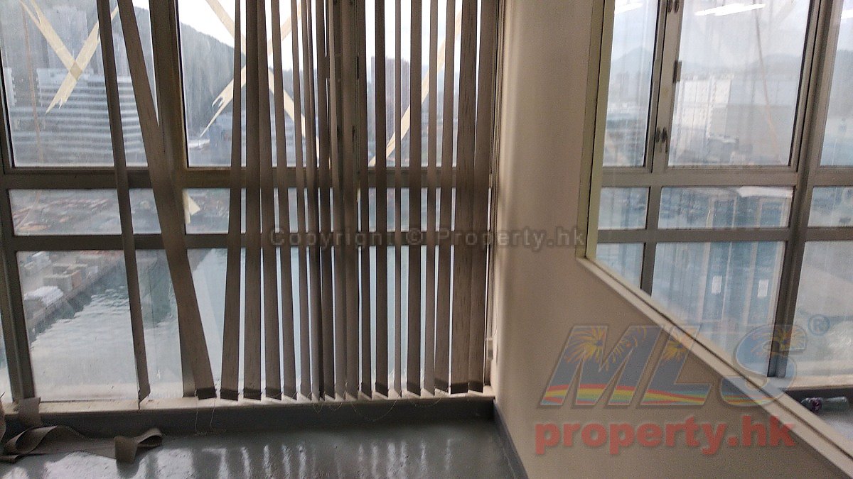 PARAMOUNT BLDG Chai Wan 1005147 For Buy