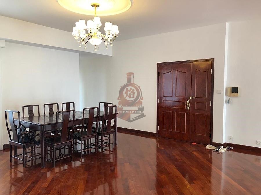 EMERALD PALACE  Tai Po 000559 For Buy
