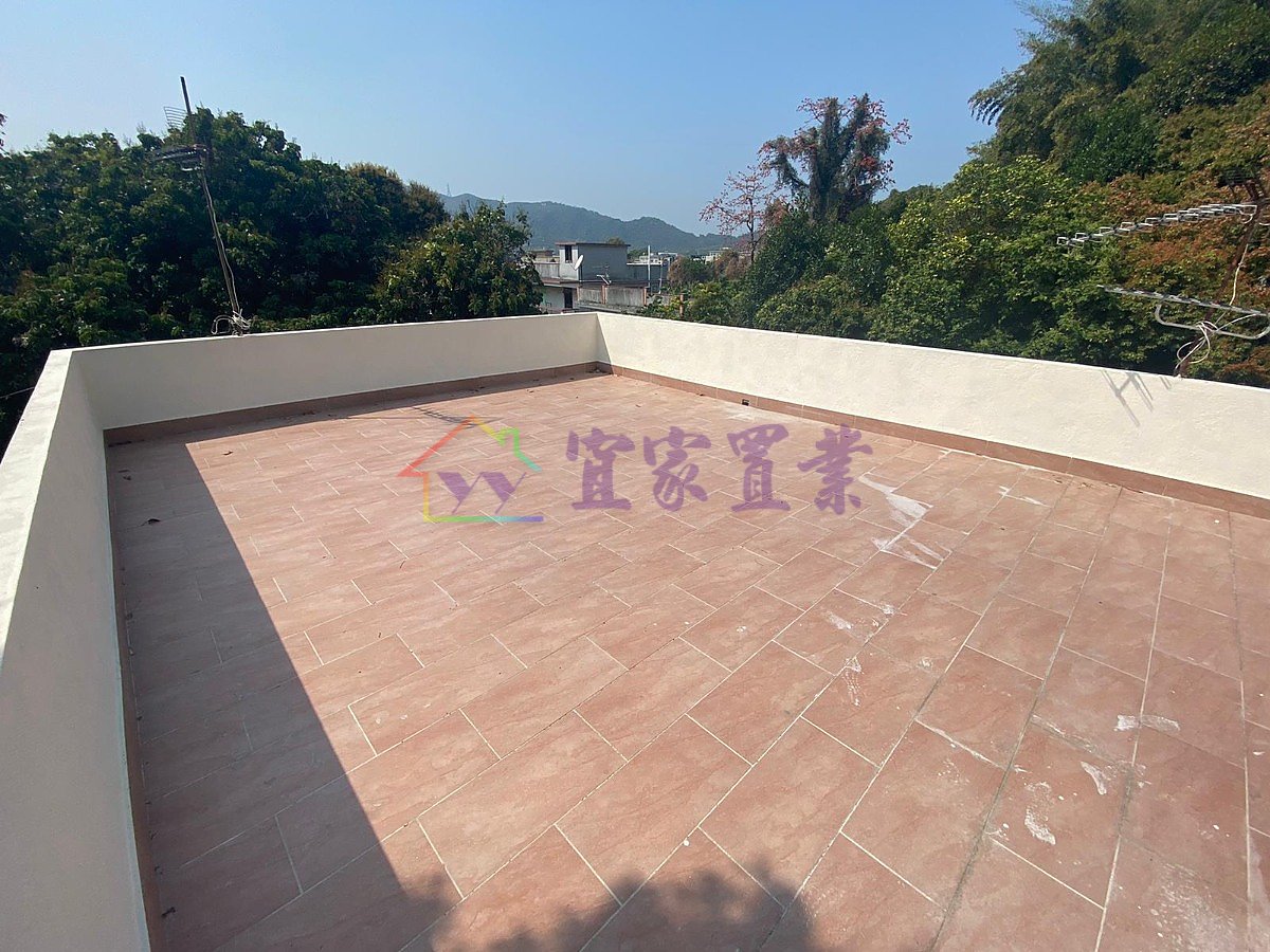 TUNG TAU TSUEN Tin Shui Wai H 003063 For Buy