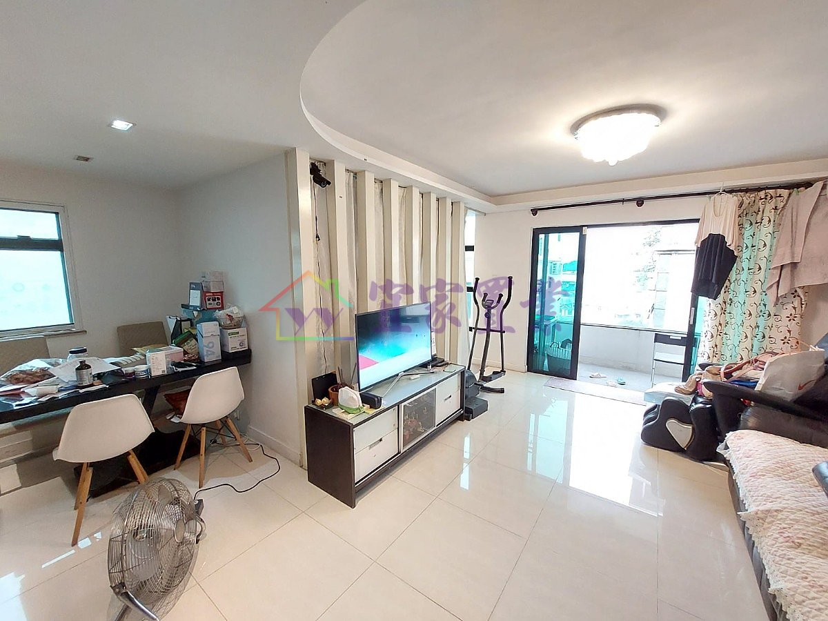 FUNG KONG TSUEN  Tin Shui Wai H 003470 For Buy
