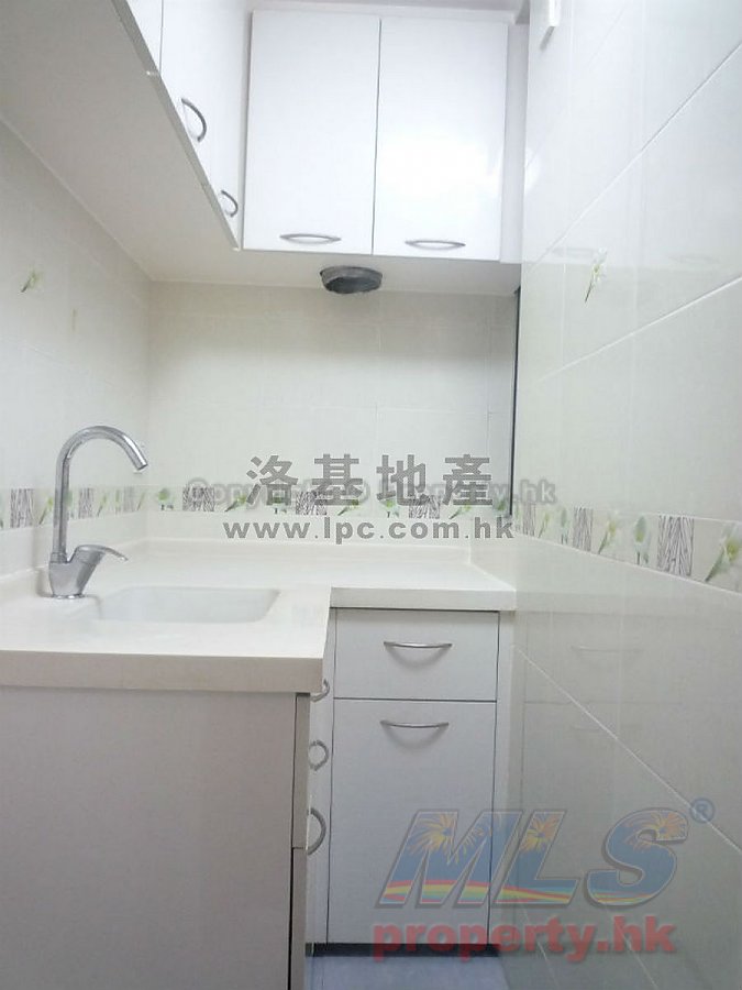 TAK BO GDN BLK A Ngau Tau Kok L A026897 For Buy