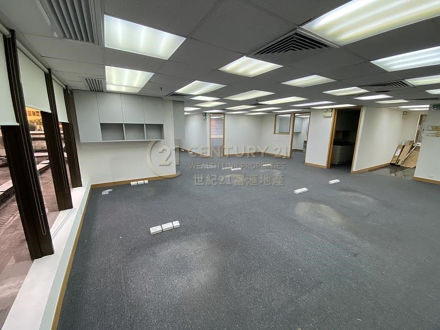 NEW MANDARIN PLAZA  Tsim Sha Tsui 003583 For Buy