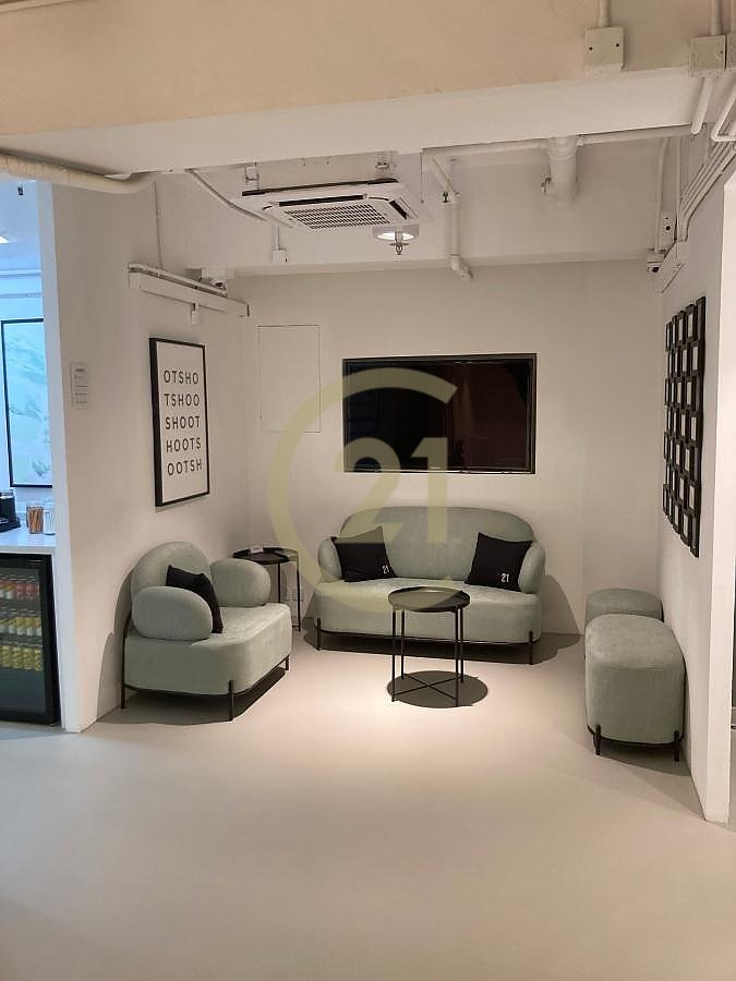 KINETIC IND CTR Kowloon Bay M C148419 For Buy