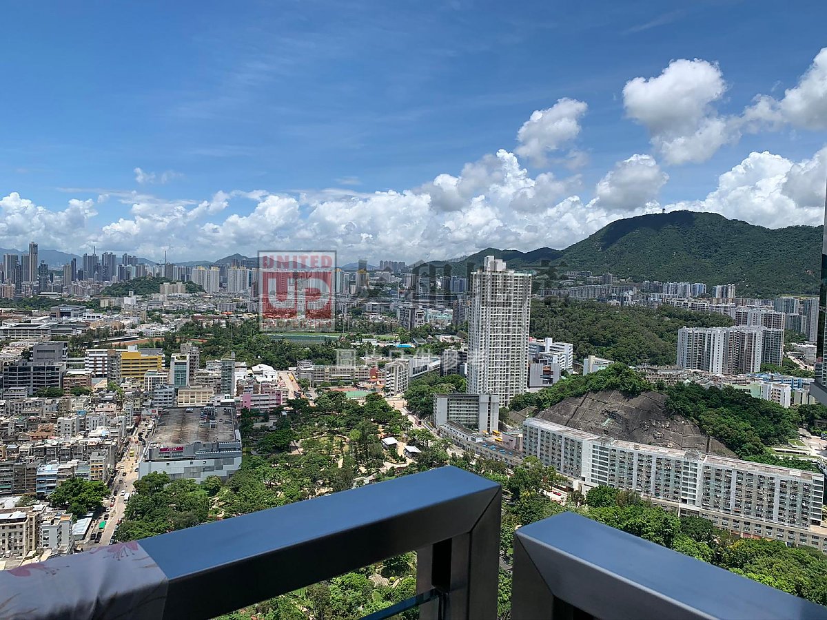 BILLIONNAIRE ROYALE Kowloon City H T133424 For Buy