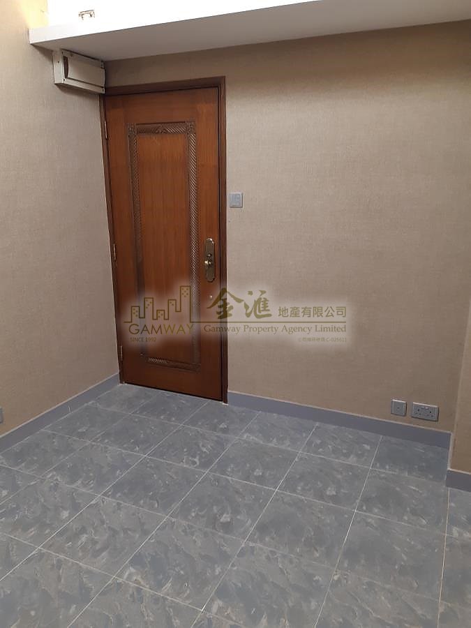 ON LEE BLDG Wong Tai Sin M D140755 For Buy