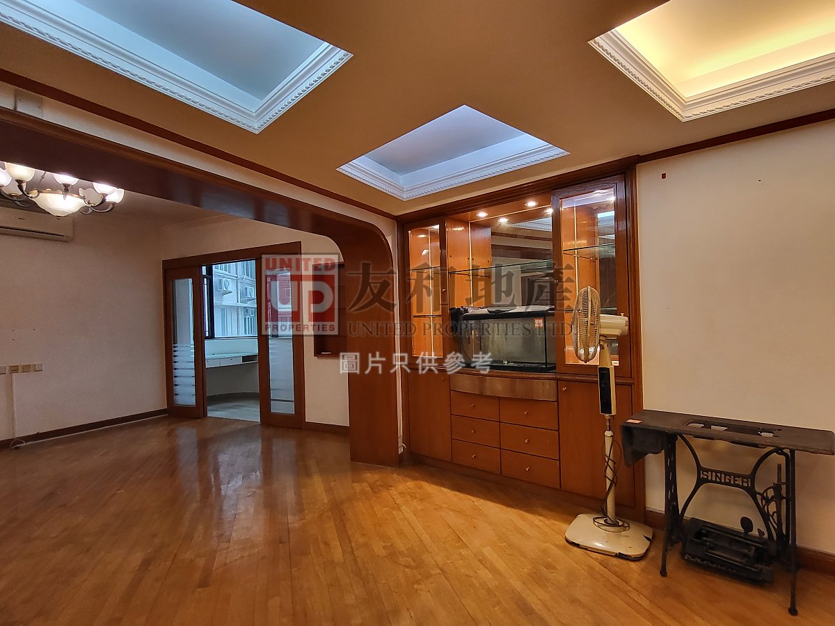 BEACON HILL COURT Kowloon Tong L K148361 For Buy