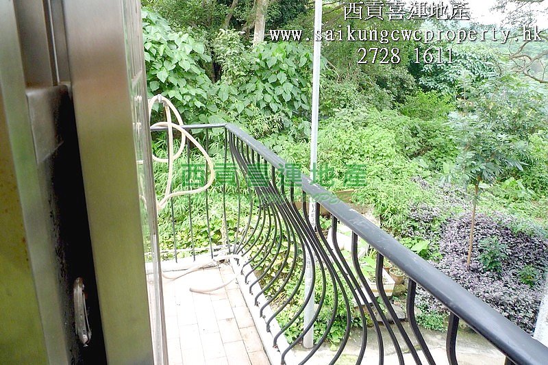 1/F with Balcony*Quiet Location Sai Kung 012512 For Buy