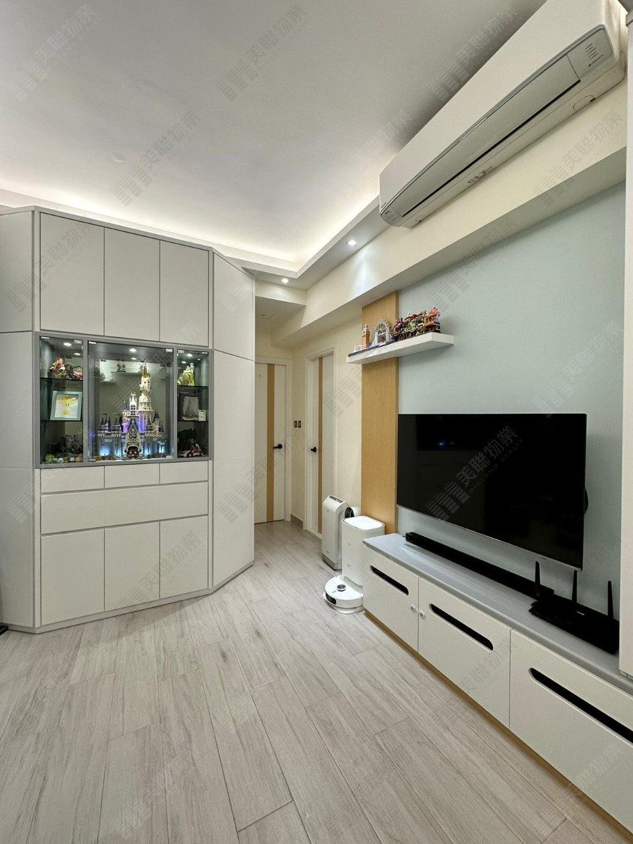 KINGSTON LODGE Shatin H 1149811 For Buy
