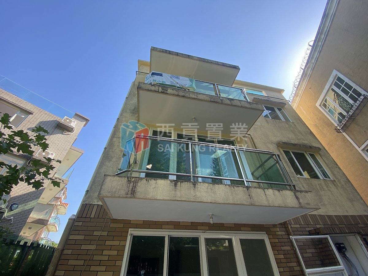 FUNG YI GDN Sai Kung All 000885 For Buy