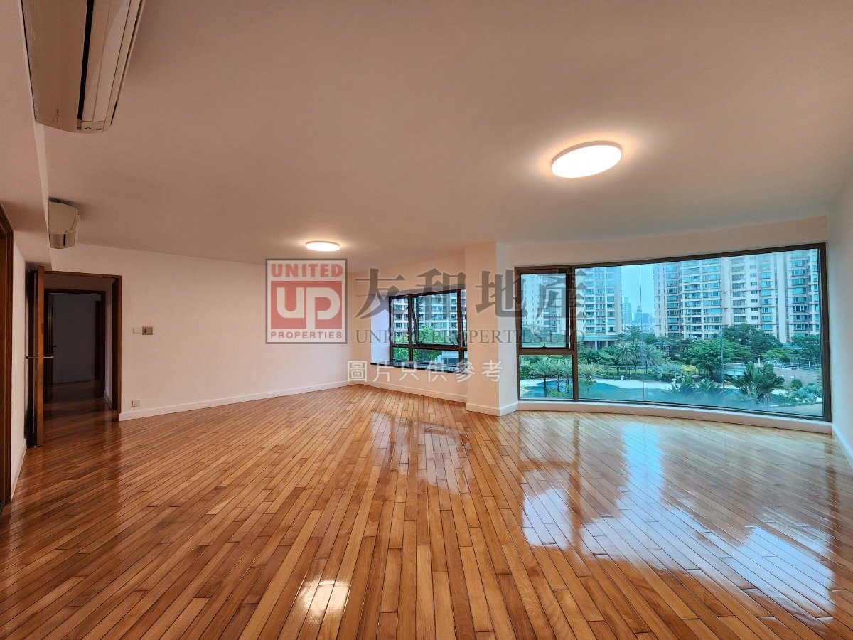 KING'S PARK VILLA BLK 06 Yau Ma Tei K139592 For Buy
