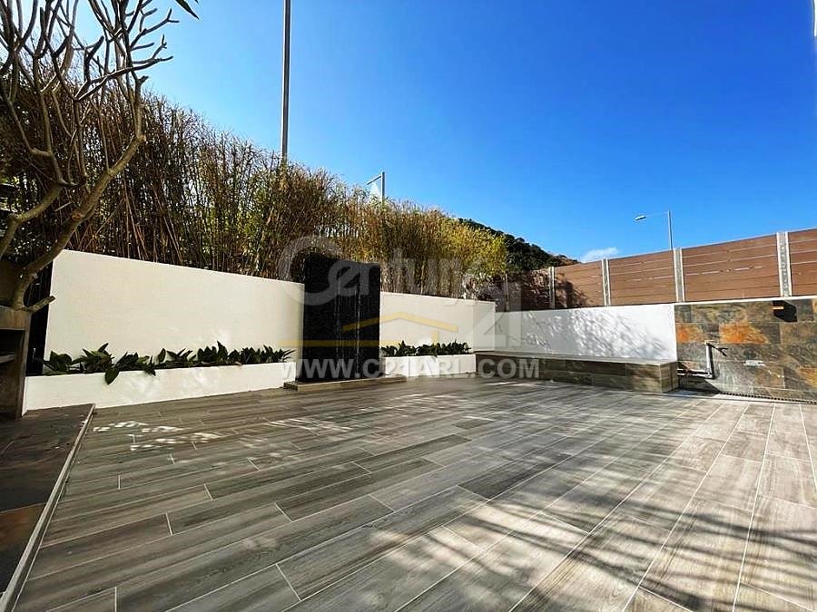 REDHILL PENINSULA - PALM DRIVE Tai Tam A266367 For Buy