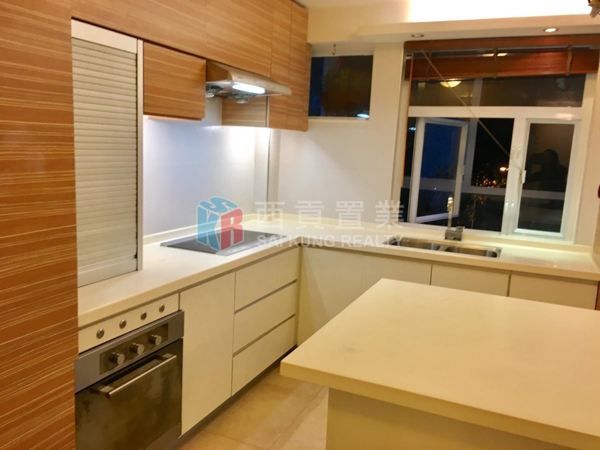 HING KENG SHEK NearBy MARINA COVE Sai Kung 000480 For Buy