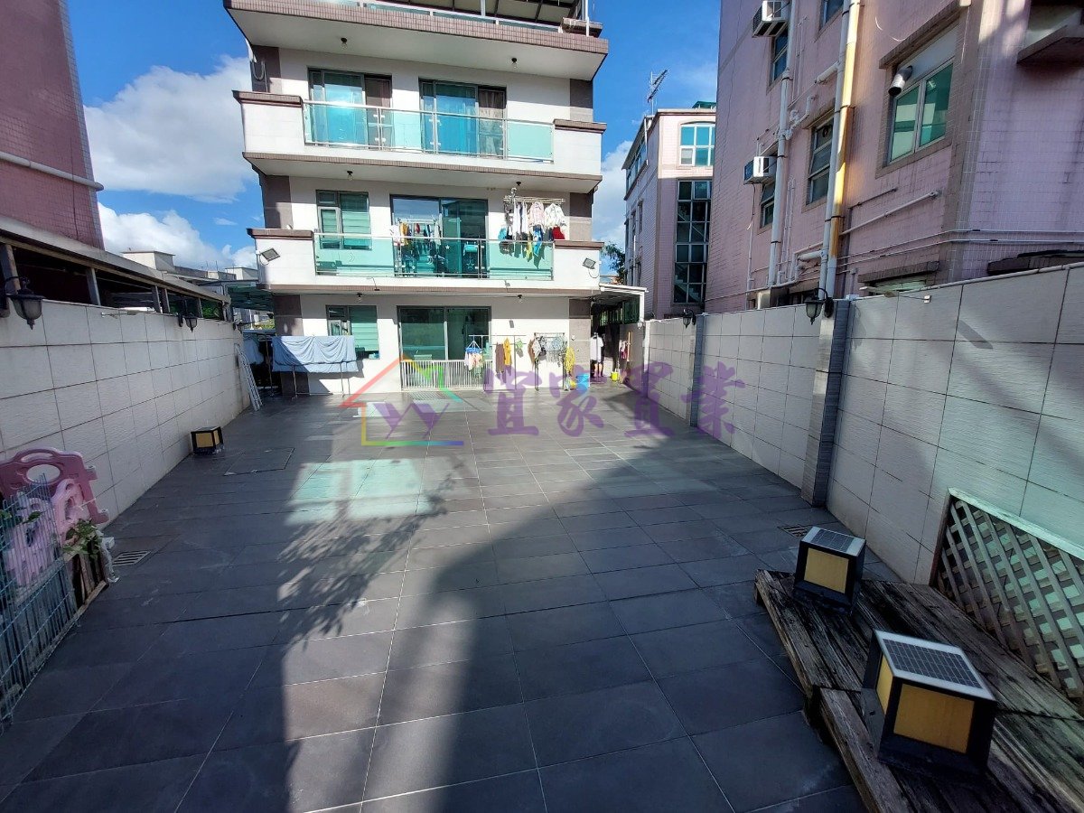 MONG TSENG TSUEN  Tin Shui Wai 003720 For Buy