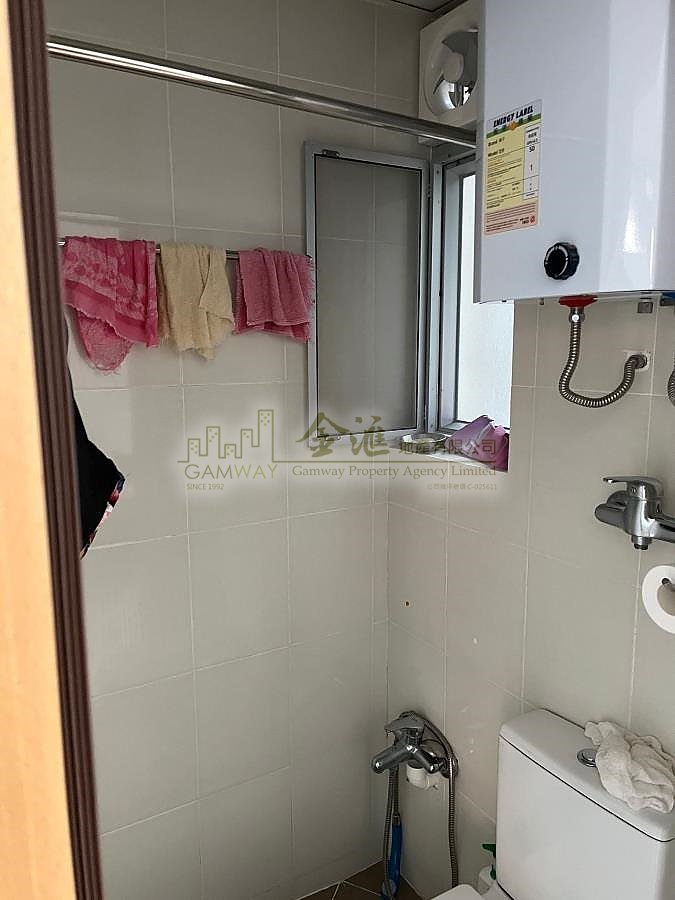 LUEN HOP BLDG Wang Tau Hom L L149878 For Buy