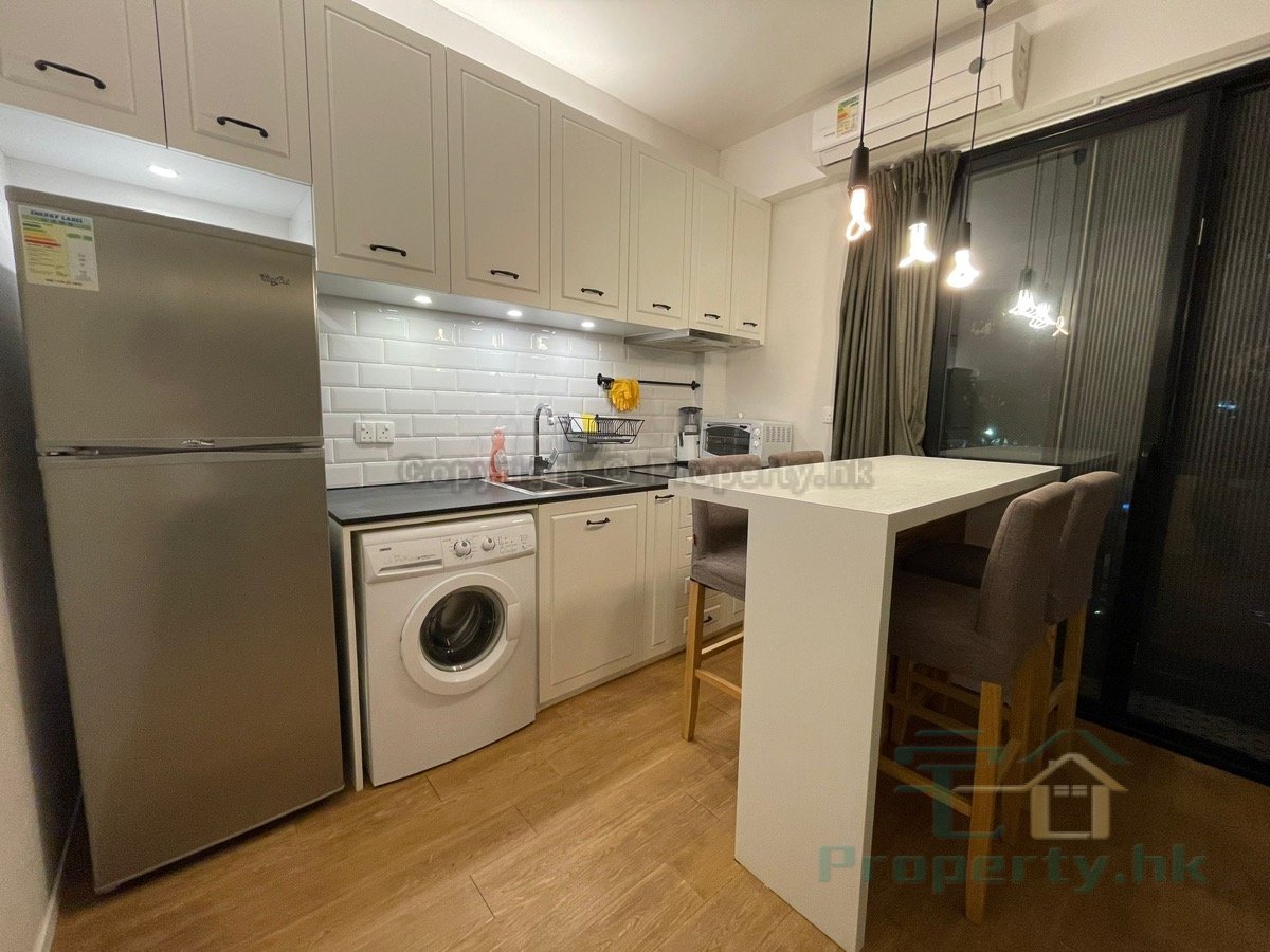 PEARL ISLAND BUNGALOW  Tuen Mun L T008348 For Buy